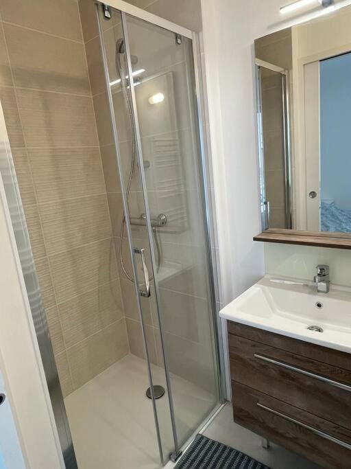 Cocon Neuf - 6 A 8 Pers 3 Chb Proche Plage, Port, Centre Ville 圣皮埃尔·奎贝罗 外观 照片